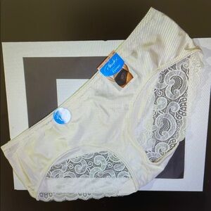 Elegant Cream Lace Men's Briefs